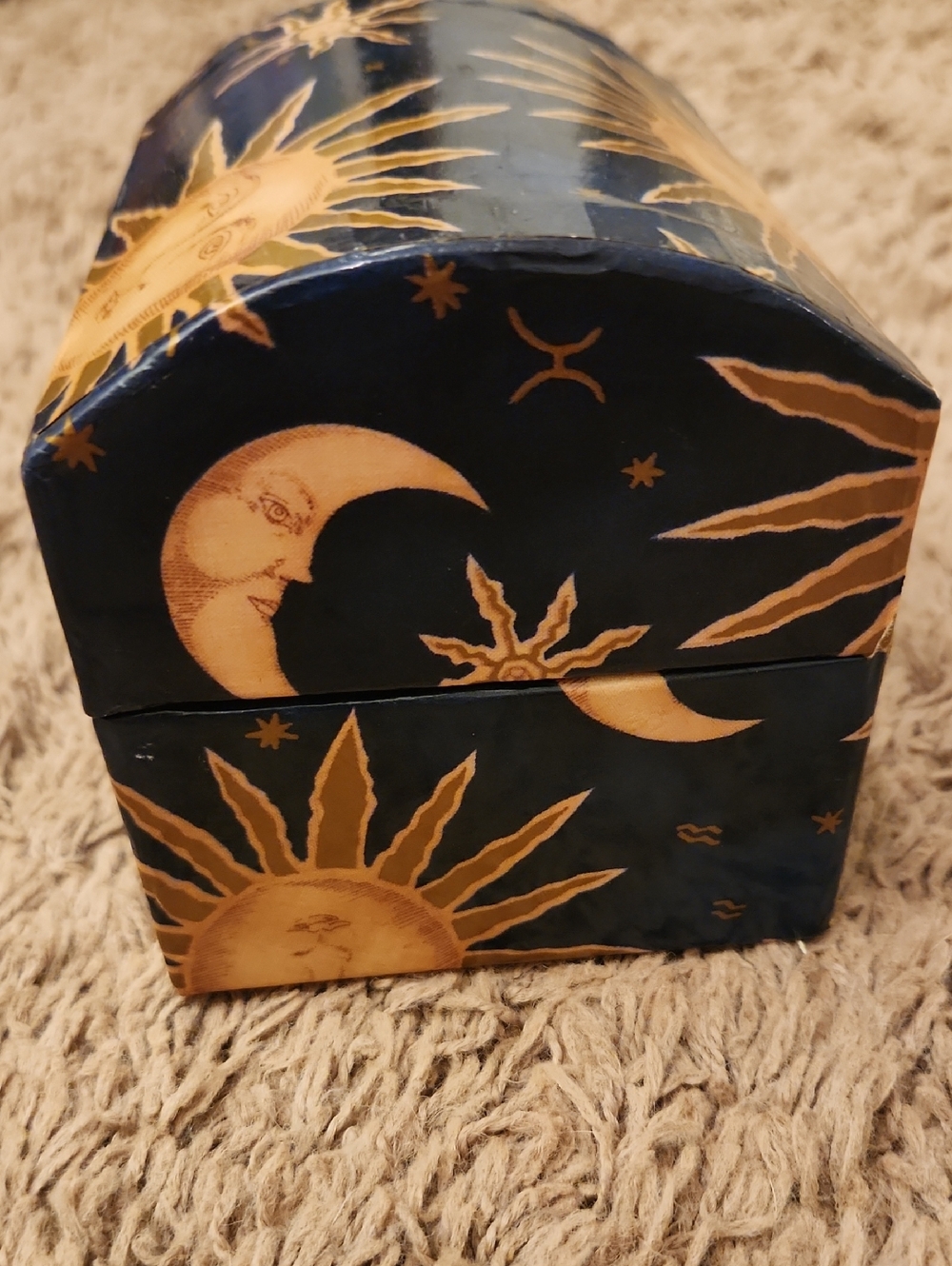 Vintage 90s Celestial Sun & Moon Treasure Box/Jewelry Trunk - Whimsical Decor - Picture 3 of 8